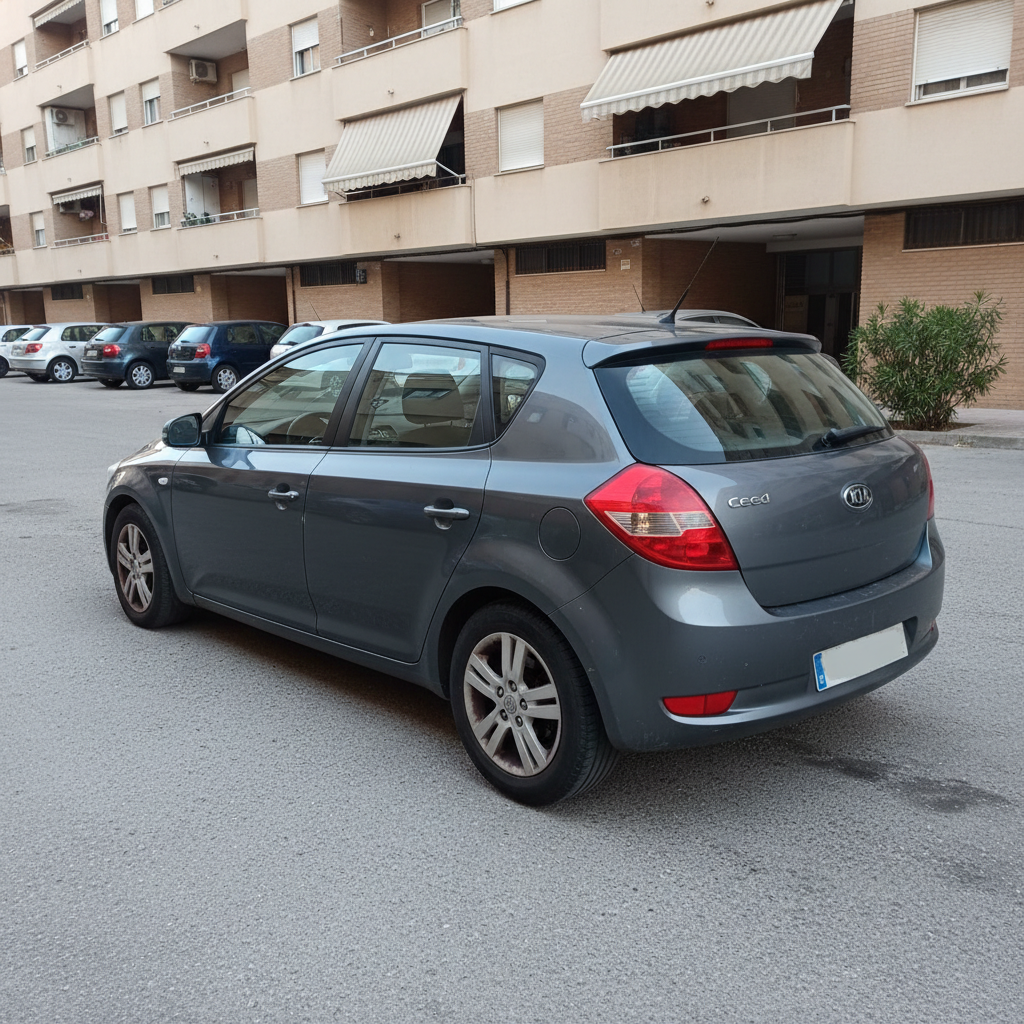 Kia Ceed 1.6 MHEV iMT 100kW (136CV) Drive