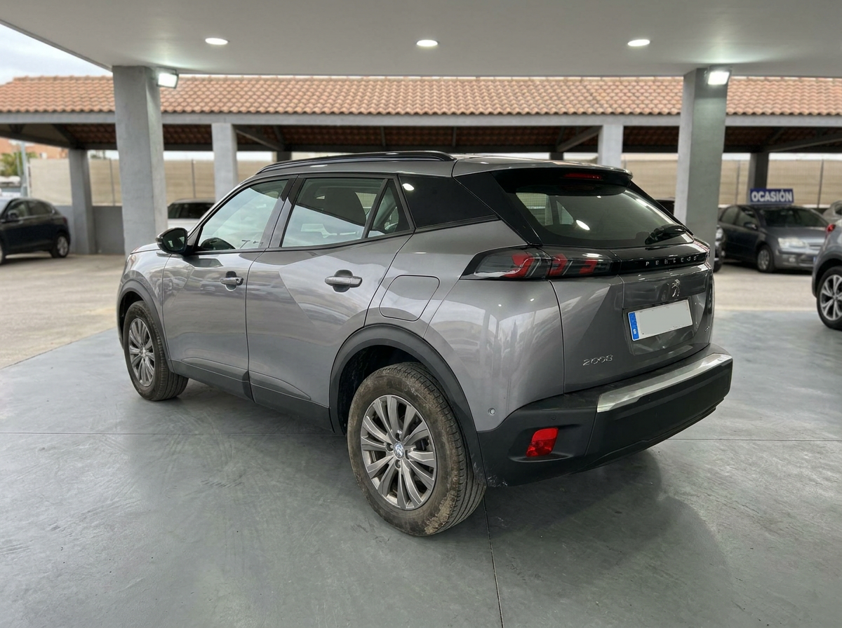 Peugeot 2008 Allure Gasolina 100 S&S 6 Vel. MAN