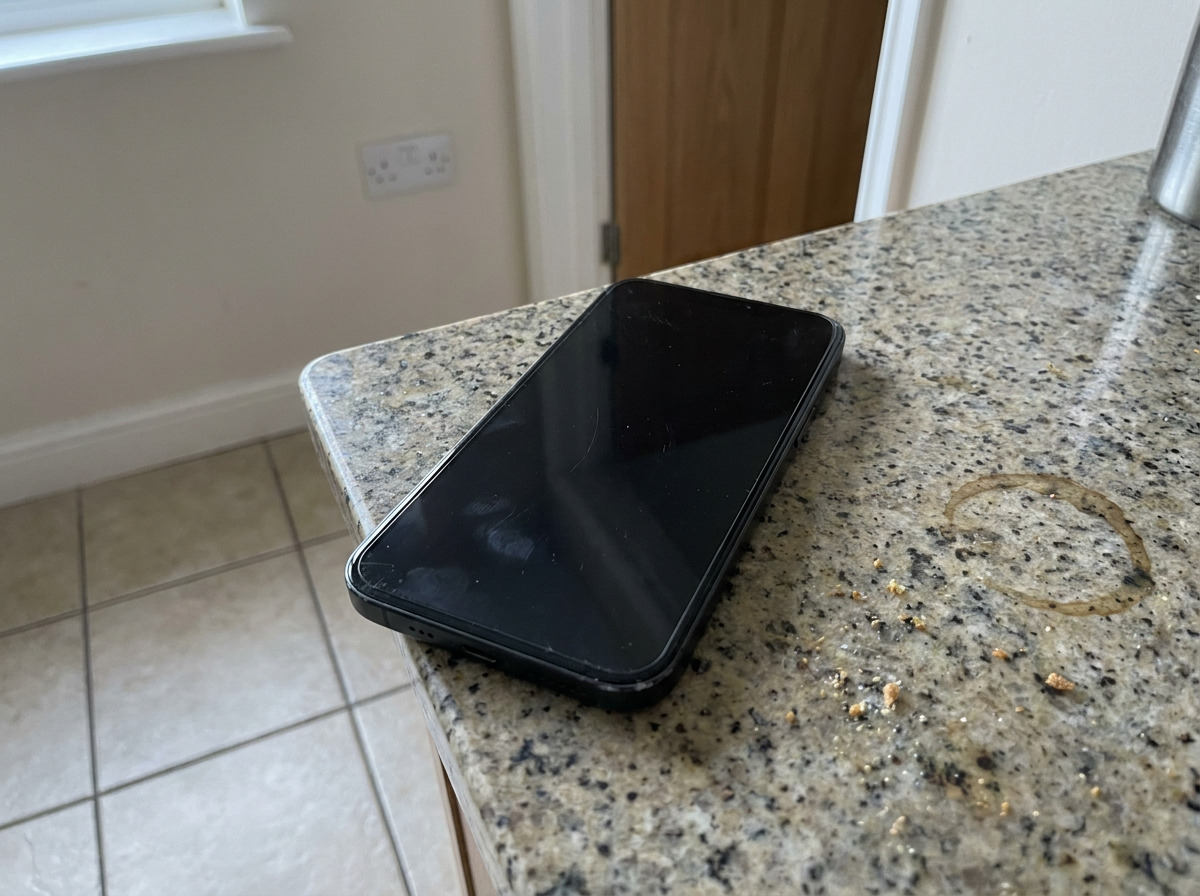 IPHONE 15 PLUS 128GB BAT 87% NEGRO + CAJA